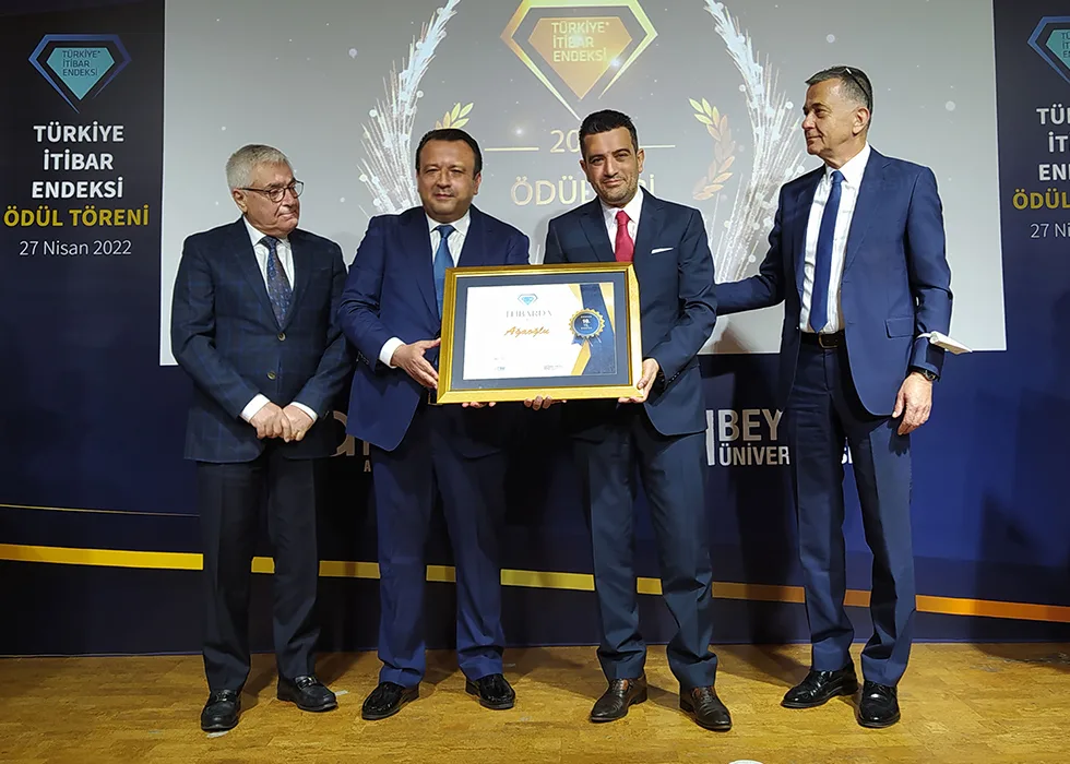 AĞAOĞLU “TÜRKİYE’NİN EN İTİBARLI GAYRİMENKUL MARKASI” OLDU